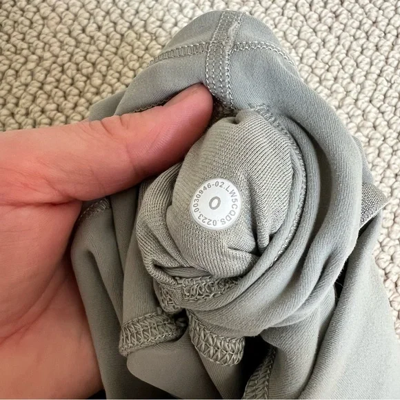 Lululemon Wunder Train High Rise Leggings - Picture 8 of 8